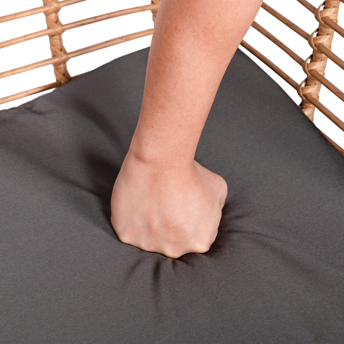 Ensemble de jardin 4 pièces en plastique tressé - Coussins gris - 1 canapé, 2 fauteuils, 1 table basse