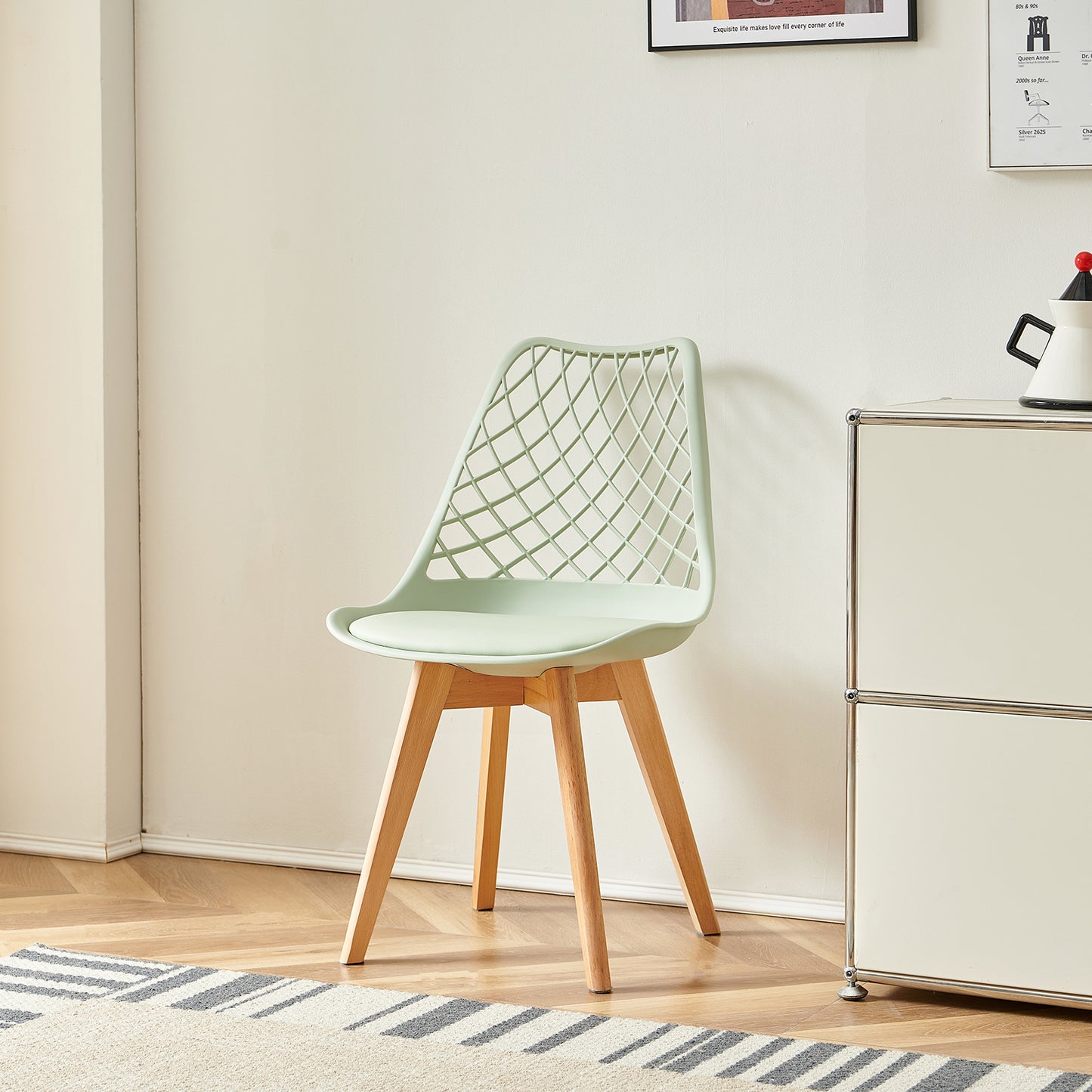 Chaises de salle à manger modernes LEYDEN avec dossier ajouré, pieds en hêtre, lot de 2/4, Bleu Gris Clair/Vert Glace